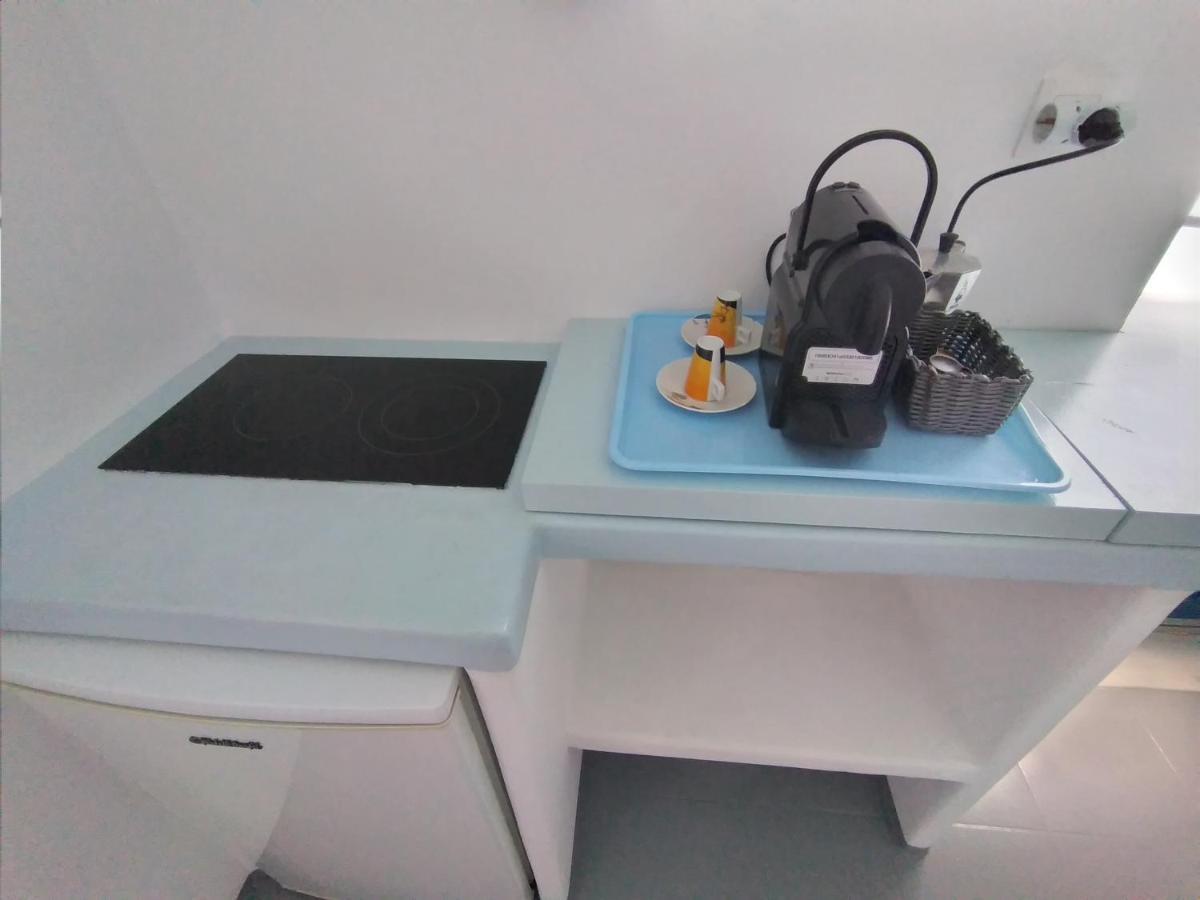 Jorgos Studios Apartment Pollonia